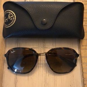 RayBan Sunglasses (Like New!)
